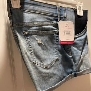 *NWT Maternity Shorts